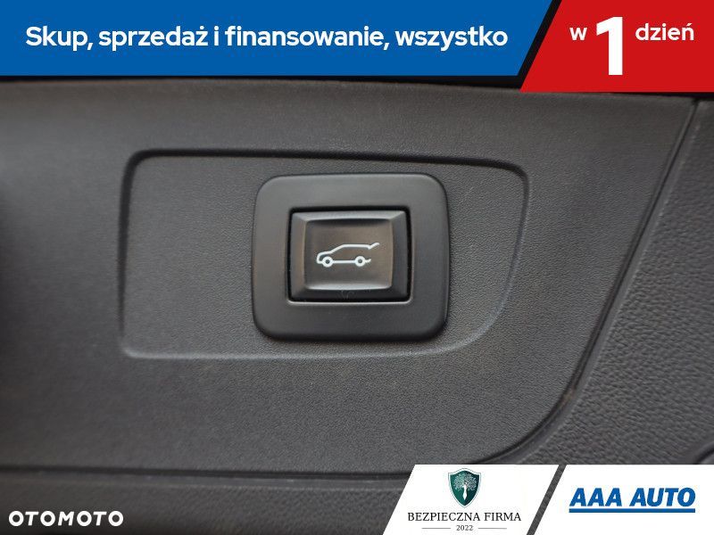 Opel Insignia - 18