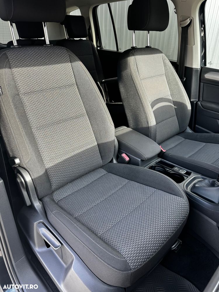 Volkswagen Touran 2.0 TDI DSG Comfortline - 8