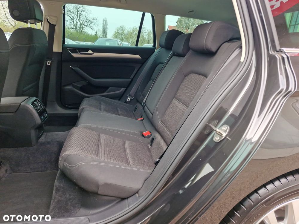 Volkswagen Passat 2.0 TDI BMT Highline DSG7 - 14