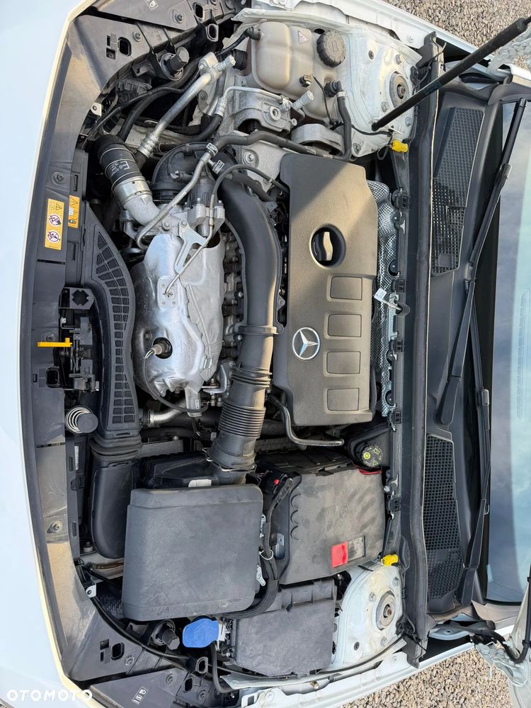 Mercedes-Benz Klasa A 220 4-Matic AMG Line 7G-DCT - 11