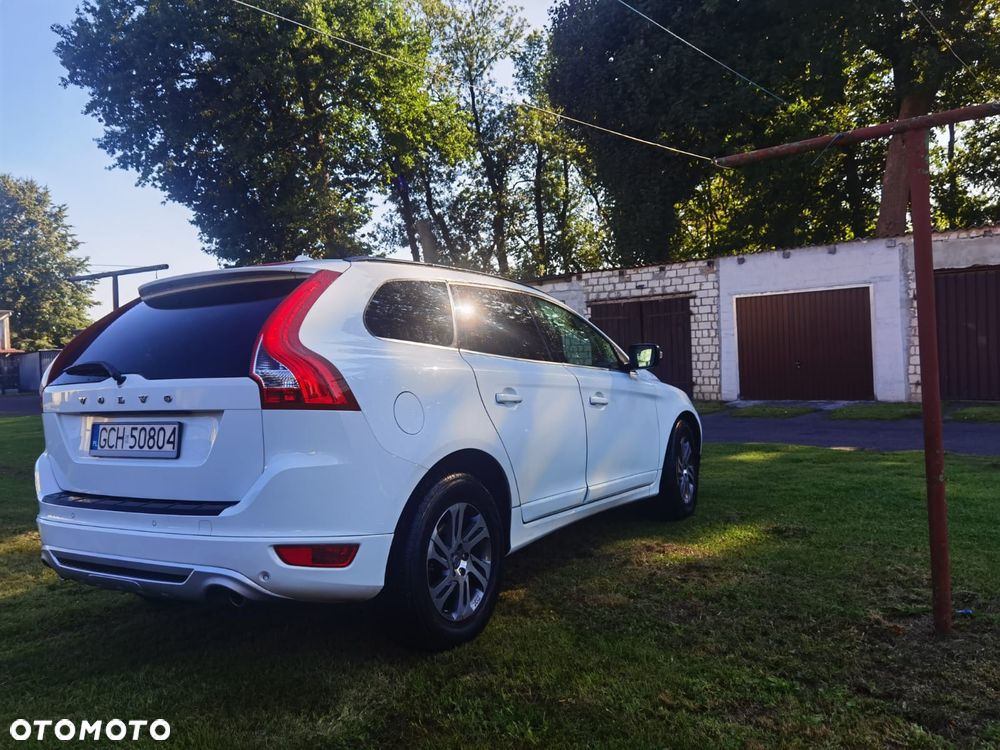 Volvo XC 60 2.4D AWD Kinetic - 3