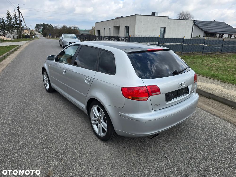 Audi A3 Sportback - 8