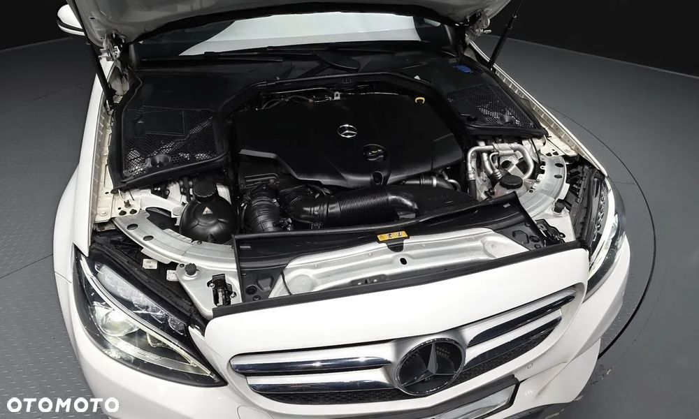 Mercedes-Benz Klasa C 220 d 4MATIC 9G-TRONIC - 7