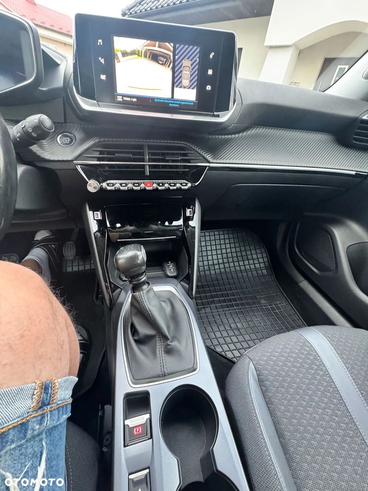 Peugeot 2008 PureTech 130 Allure - 18