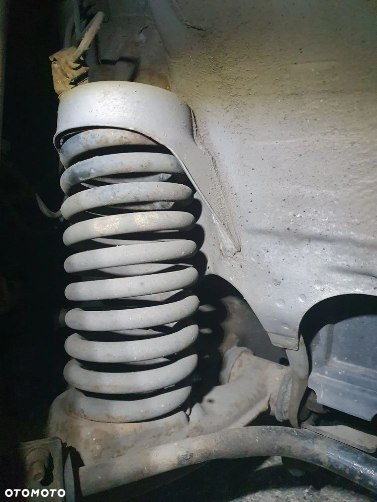 Mercedes-Benz Klasa E - 12