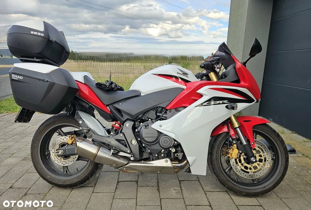 Honda CBR - 1