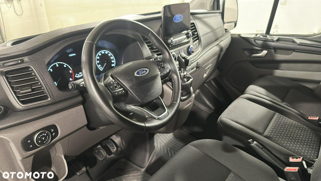 Ford Transit Custom - 11
