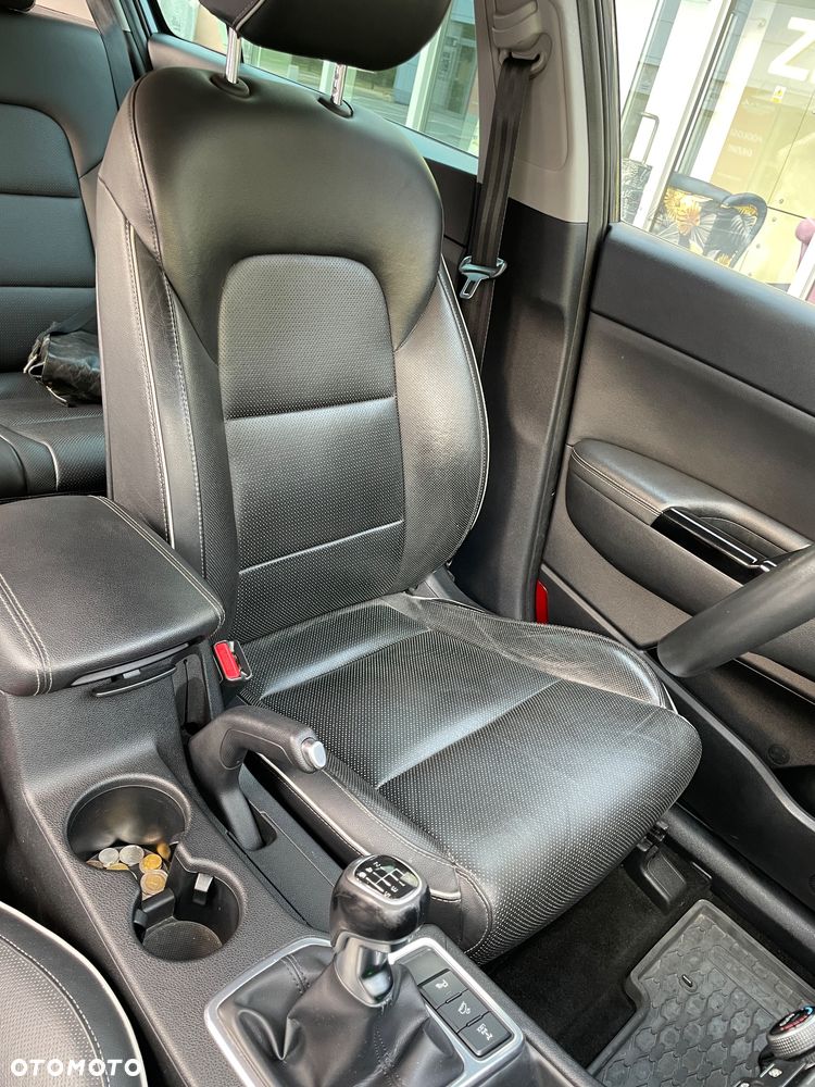 Kia Sportage 2.0 CRDI L AWD - 12