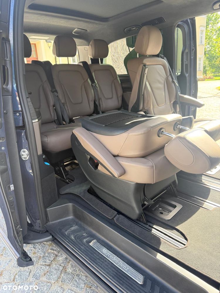 Mercedes-Benz Klasa V 300 d 9G-Tronic Exclusive (długi) - 14