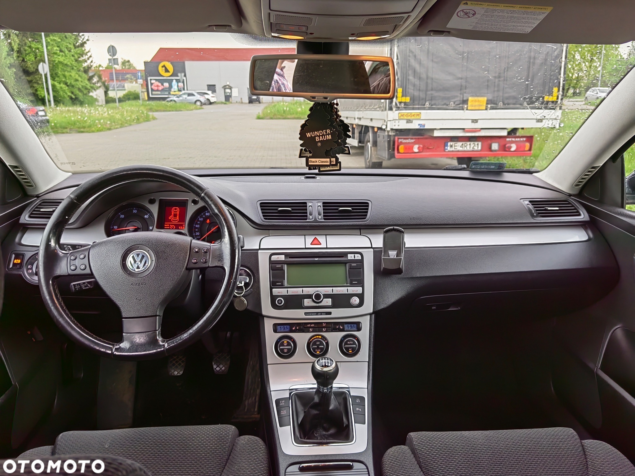 Volkswagen Passat 2.0 TDI Comfortline - 4
