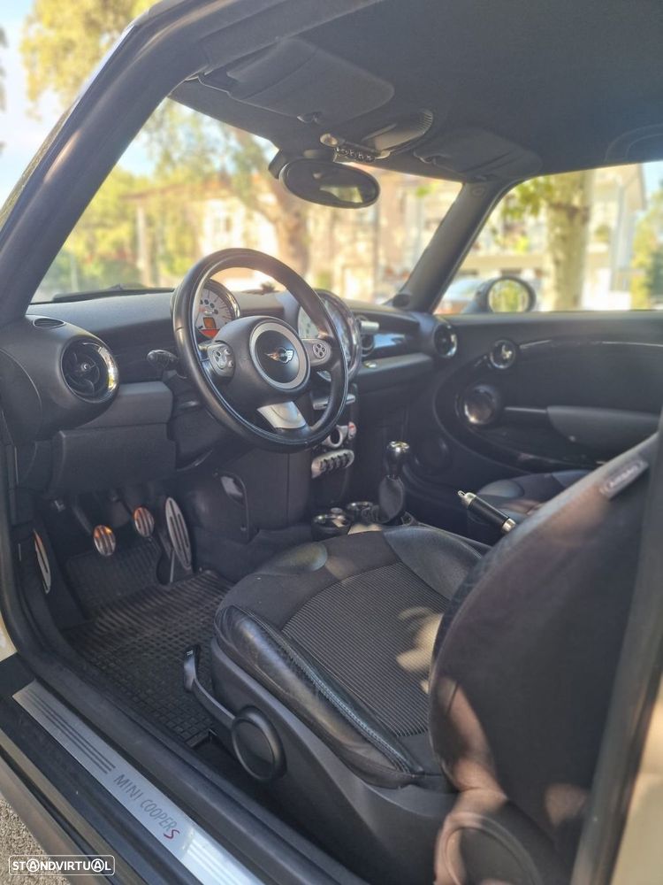 MINI 3 Portas Cooper S - 17