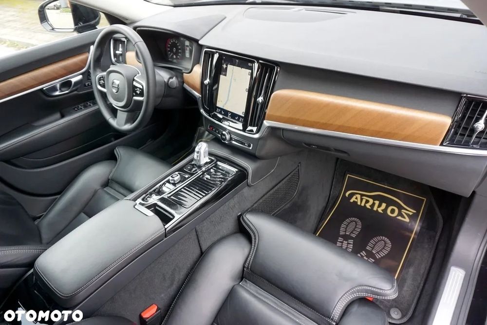 Volvo S90 T8 Twin Engine AWD Geartronic Inscription - 34
