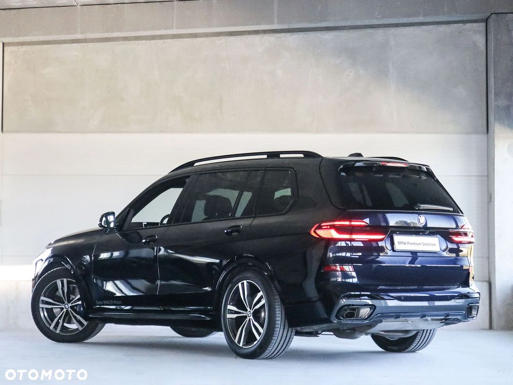 BMW X7 - 9