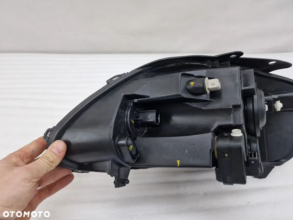 VW POLO FOX 04- PRAWA LAMPA PRZEDNIA , NR AUKCJI LL571 - 7