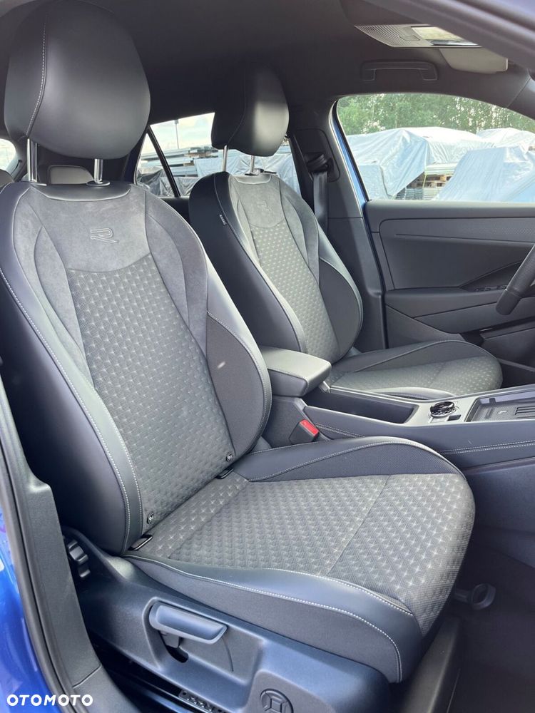 Volkswagen T-Roc 1.5 eTSI R-Line DSG - 10