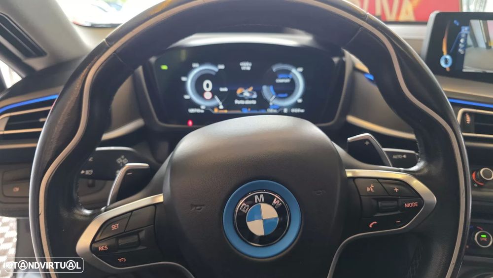 BMW i8 Standard - 32