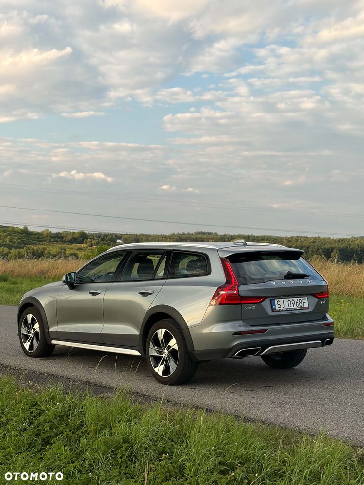 Volvo V60 Cross Country D4 AWD - 2