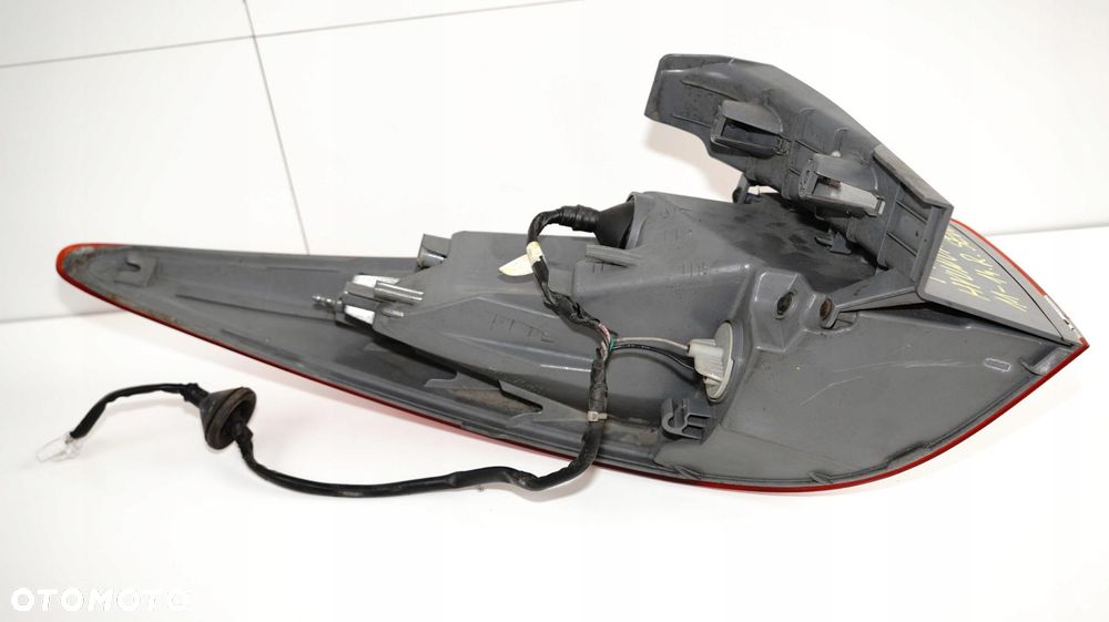 LAMPA PRAWY TYŁ TYLNA HYUNDAI I40 KOMBI 11-14R LED - 5