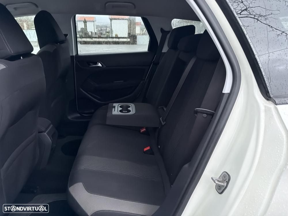 Peugeot 308 SW 1.6 BlueHDi Allure J18 - 22