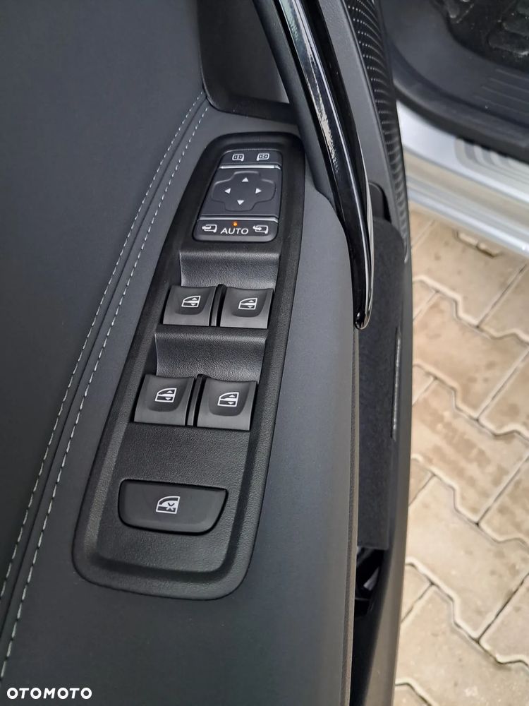 Mercedes-Benz Klasa T 180 d Progressive - 18