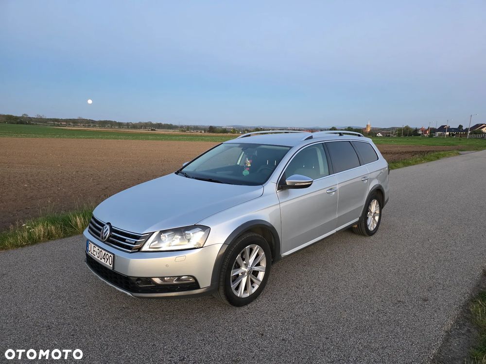 Volkswagen Passat 2.0 TDI 4Mot Highline DSG - 2