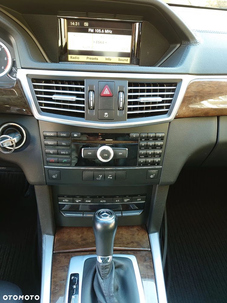 Mercedes-Benz Klasa E 220 CDI DPF BlueEFFICIENCY Automatik Avantgarde - 10