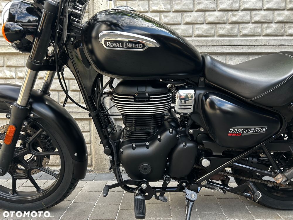 Royal Enfield Meteor - 16