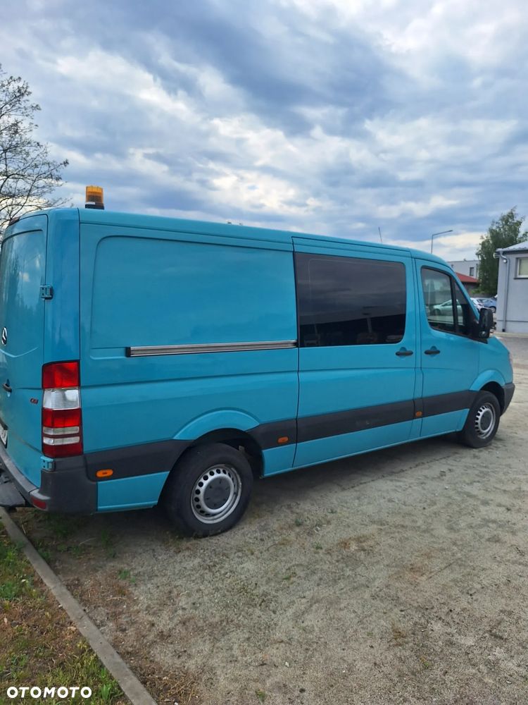 Mercedes-Benz Sprinter - 2