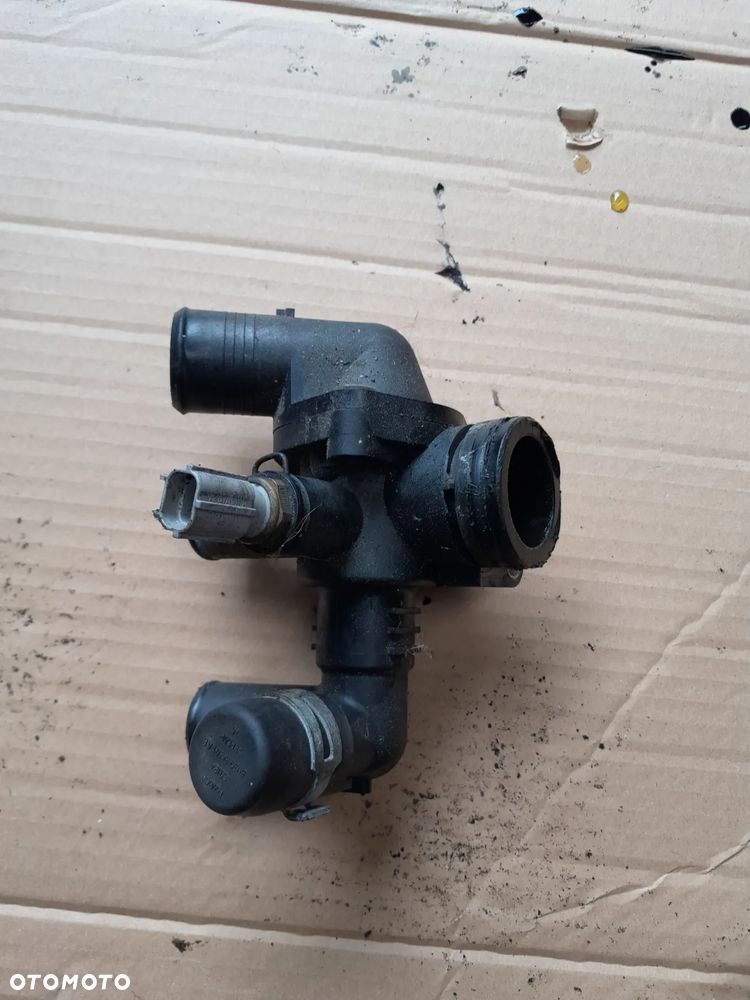 Obudowa termostatu Citroen Jumper Boxer 2.2 HDI E5 - 1