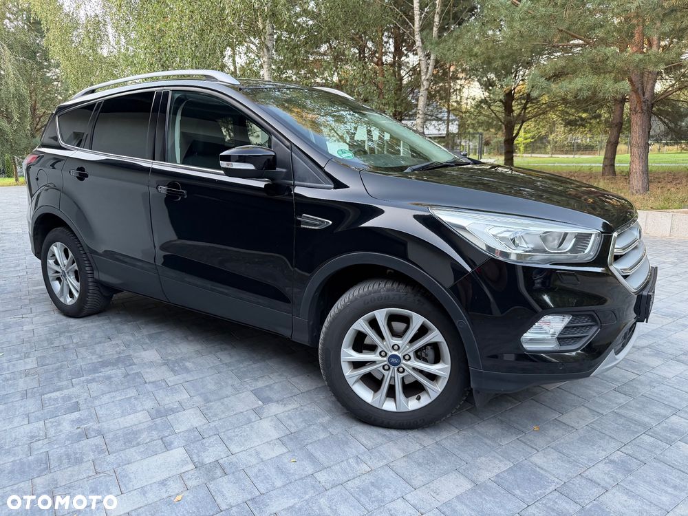 Ford Kuga 1.5 EcoBoost 2x4 Titanium - 2