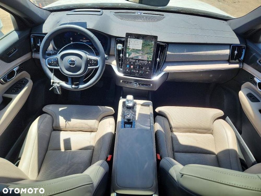 Volvo XC 90 - 9