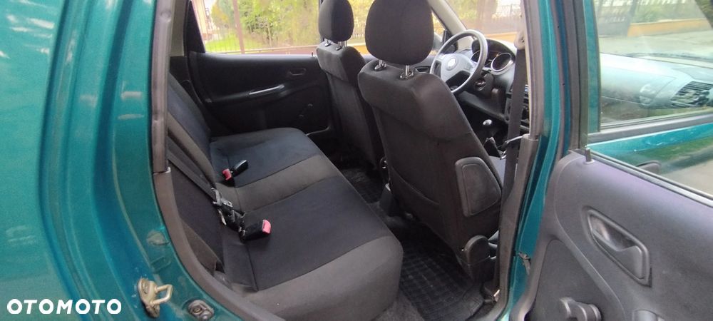 Suzuki Ignis - 12