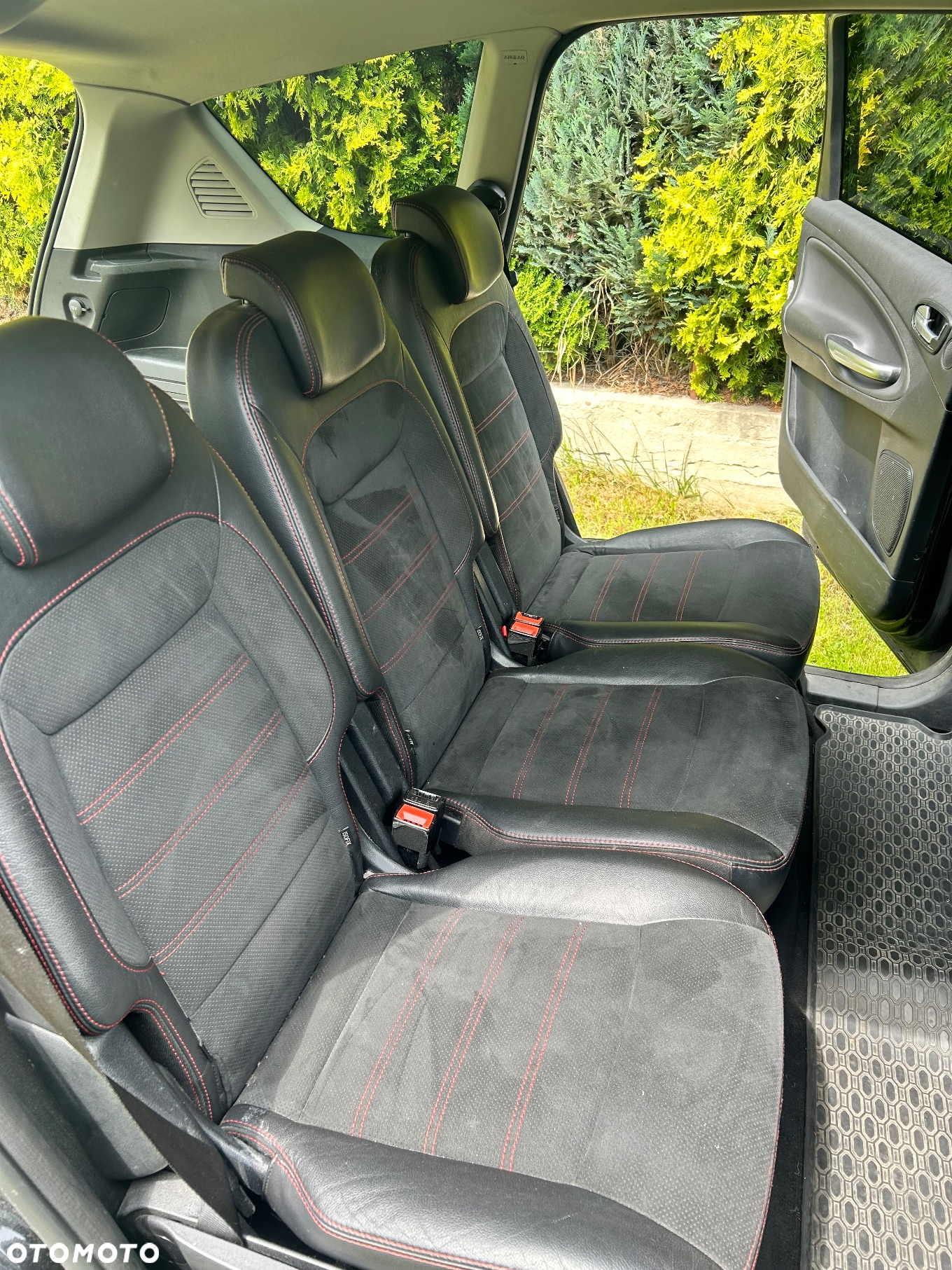 Ford S-Max - 9