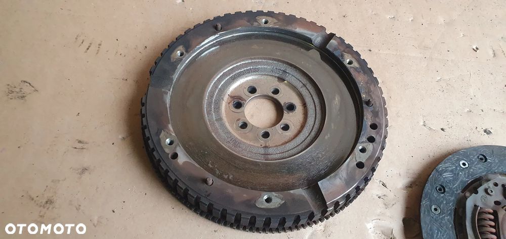 Sprzęgło koło tarcza docisk komplet Dacia Logan I 1.5 DCI 8200515155 - 2