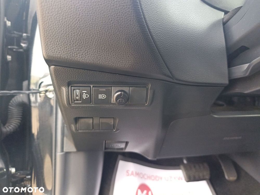 Toyota Corolla Cross - 18