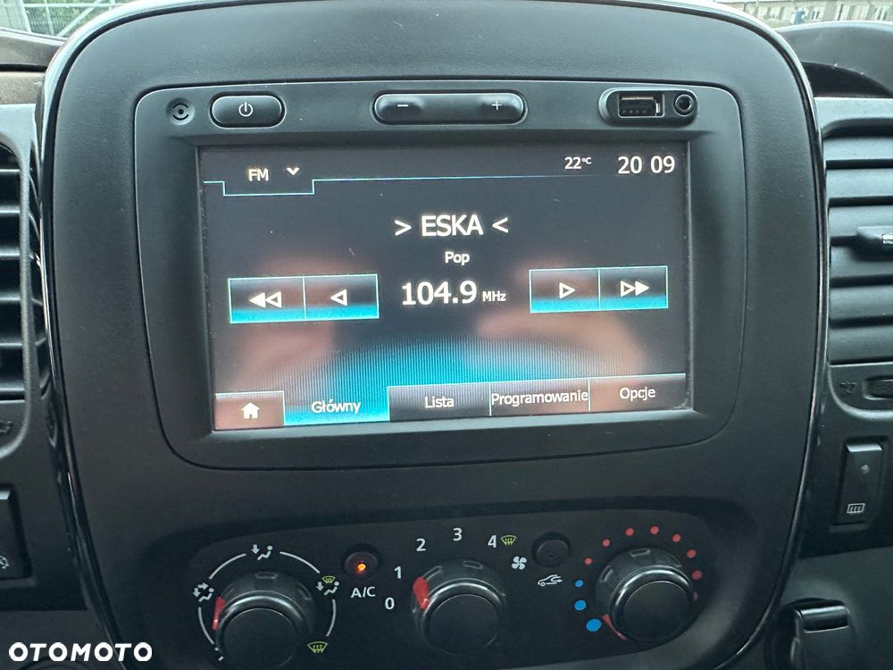 Renault Trafic L2H1 Długi 1.6 DCi 125KM Klima Webasto REGAŁY - 31