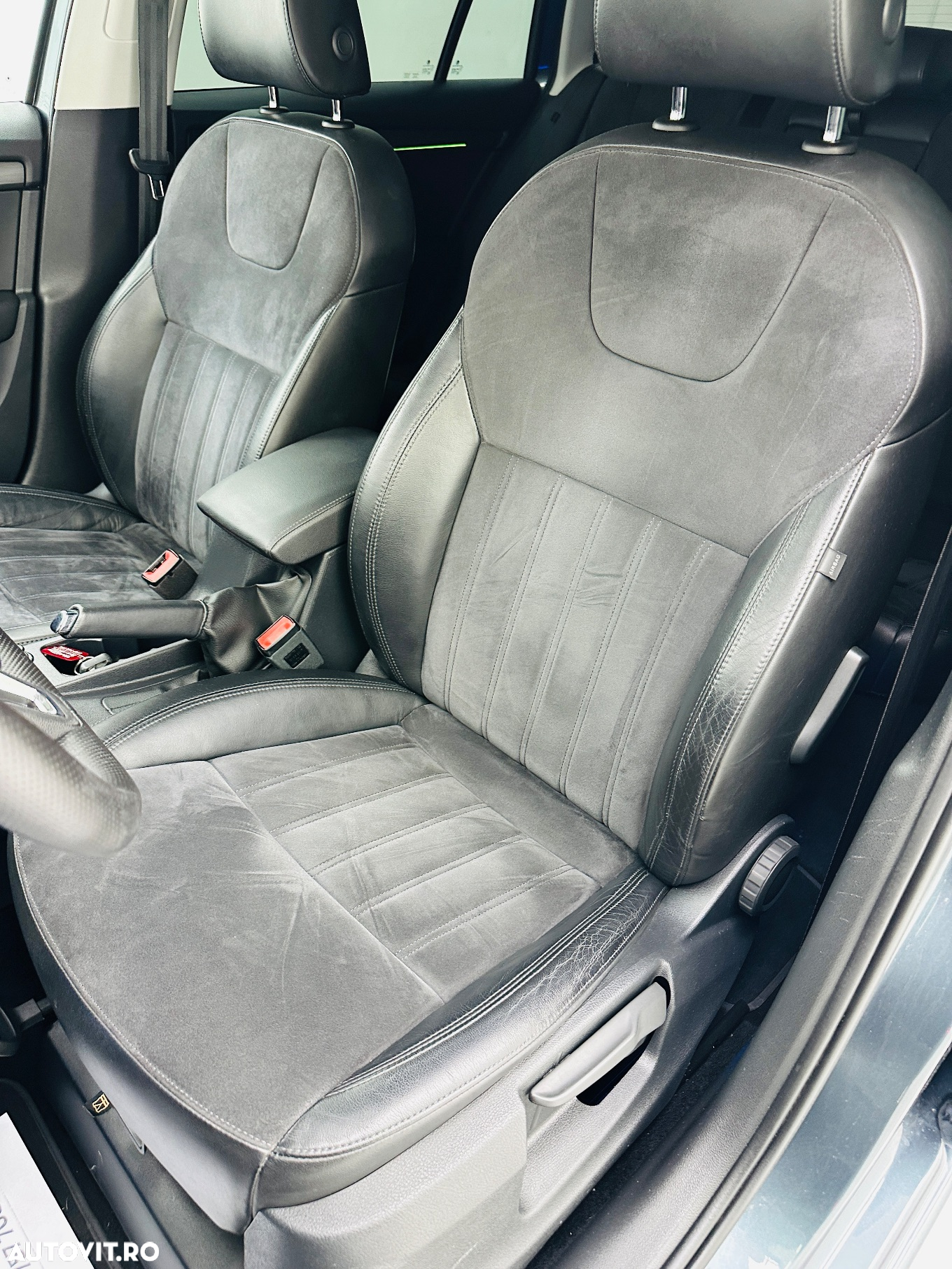 Skoda Octavia Combi 1.6 TDI DSG Premium Edition - 13