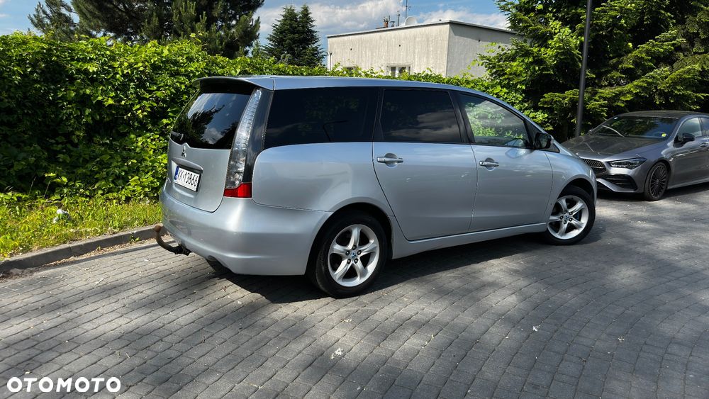 Mitsubishi Grandis 2.4 Intense (lea) - 5