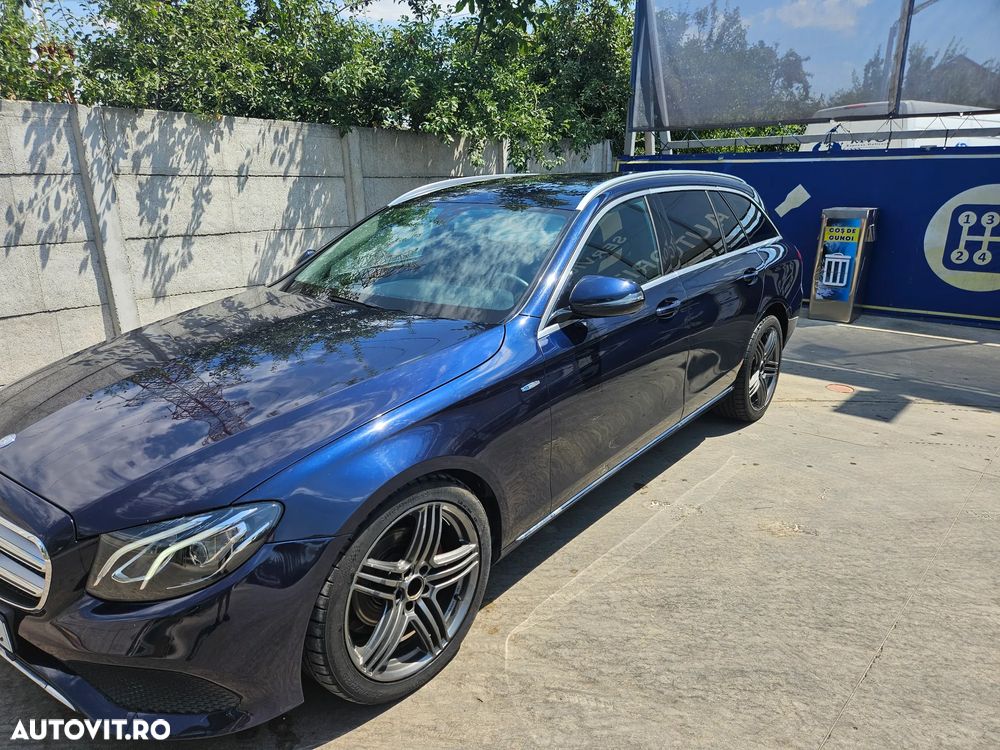 Mercedes-Benz E - 6