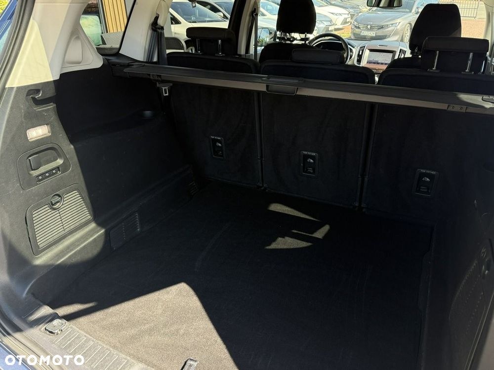 Ford S-Max 2.0 TDCi Titanium PowerShift - 38