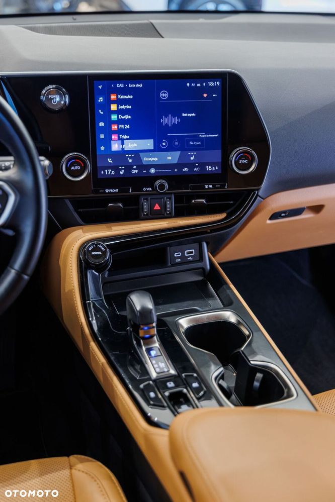 Lexus NX 350h Prestige 2WD - 28
