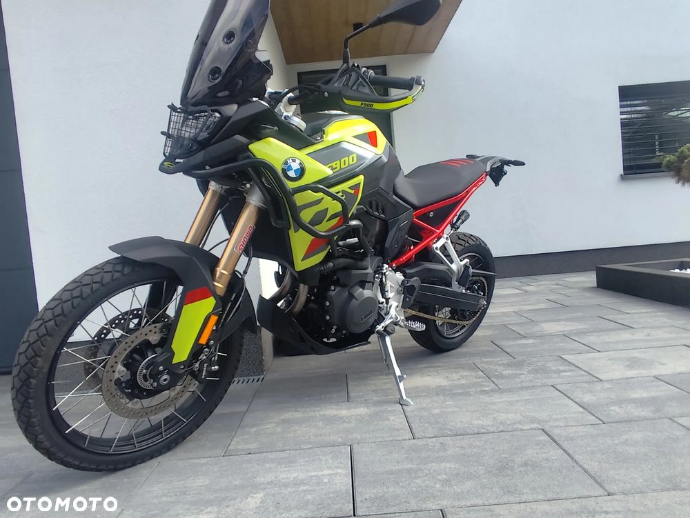 BMW F - 5