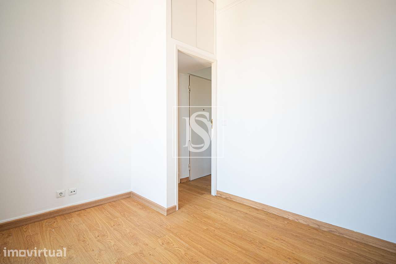 Apartamento T3 Venda em Oeiras e São Julião da Barra, Paço de Arcos e - Grande imagem: 5/43