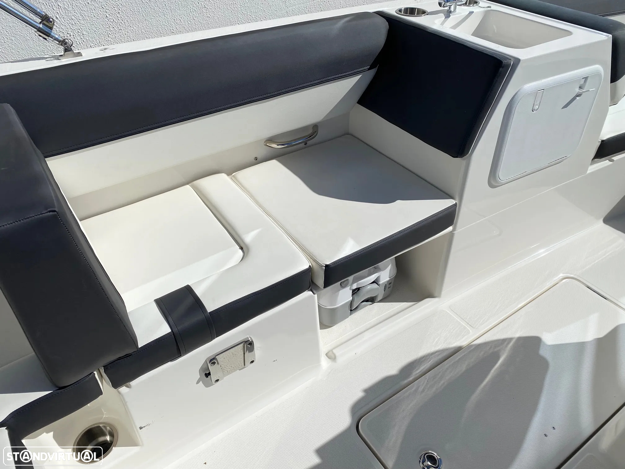 Bayliner DX 2000 DB - 17