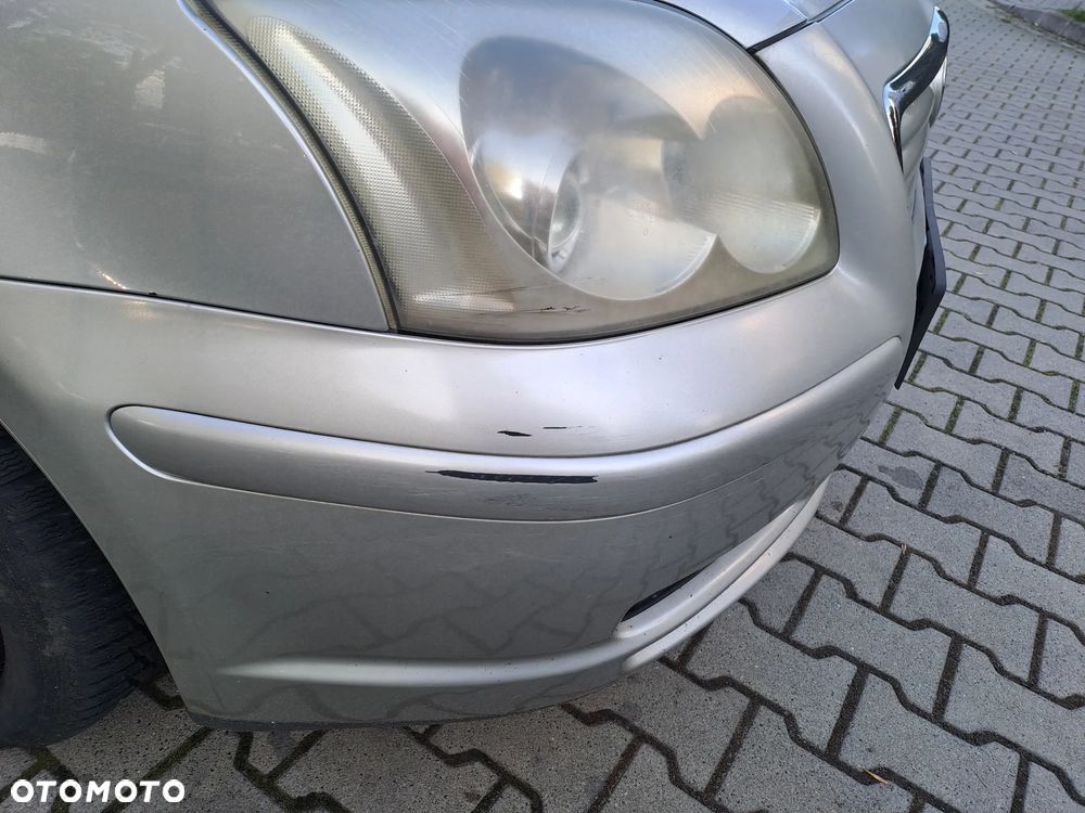 Toyota Avensis 2.0 D-4D - 7