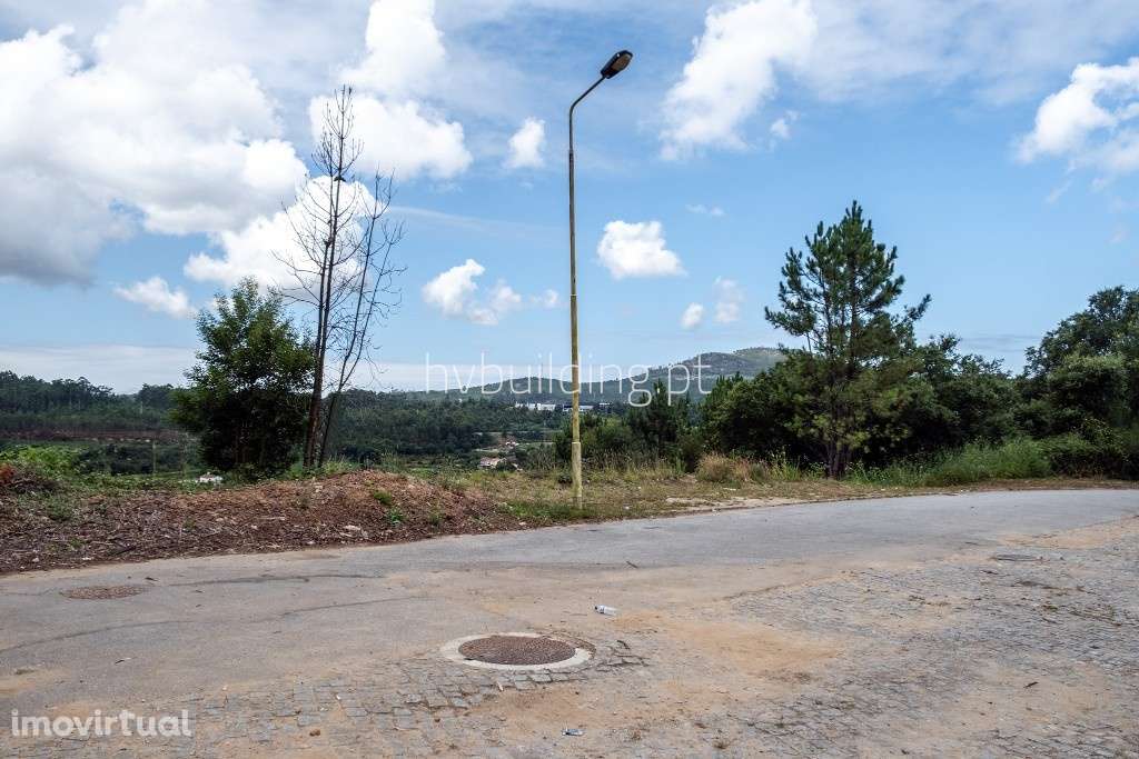 Terreno para construção de 640m2, localizado em Abade Neiva (Barcelos) - Grande imagem: 2/15