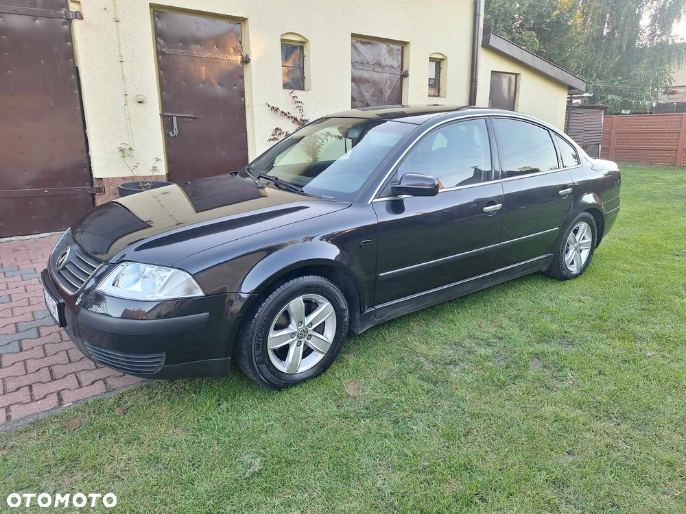Volkswagen Passat 1.9 TDI Highline - 4