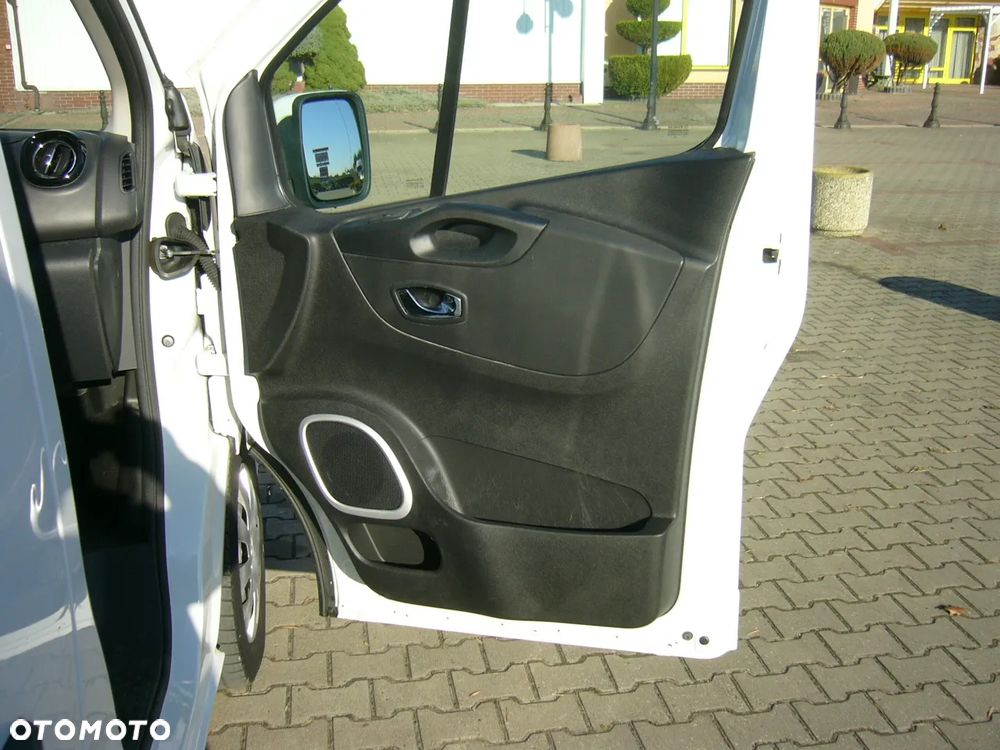 Opel Vivaro Komora chłodnicza VebaBox Panele słoneczne - 35