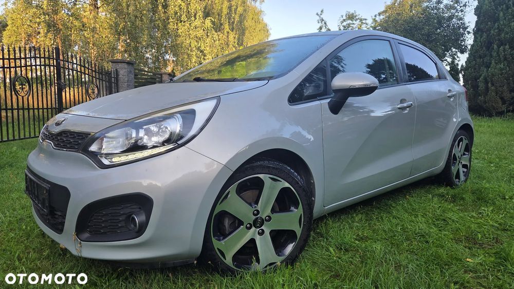 Kia Rio 1.4 Comfort - 1