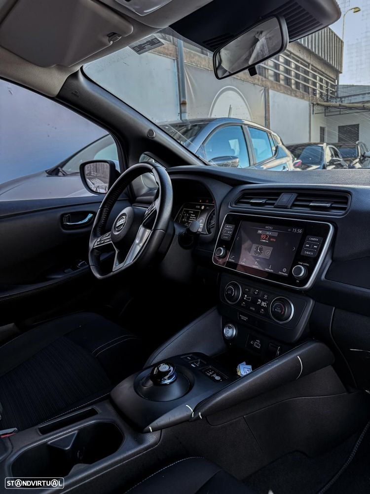 Nissan Leaf Acenta - 2